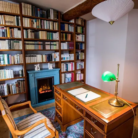 The Grand Piano Apartment